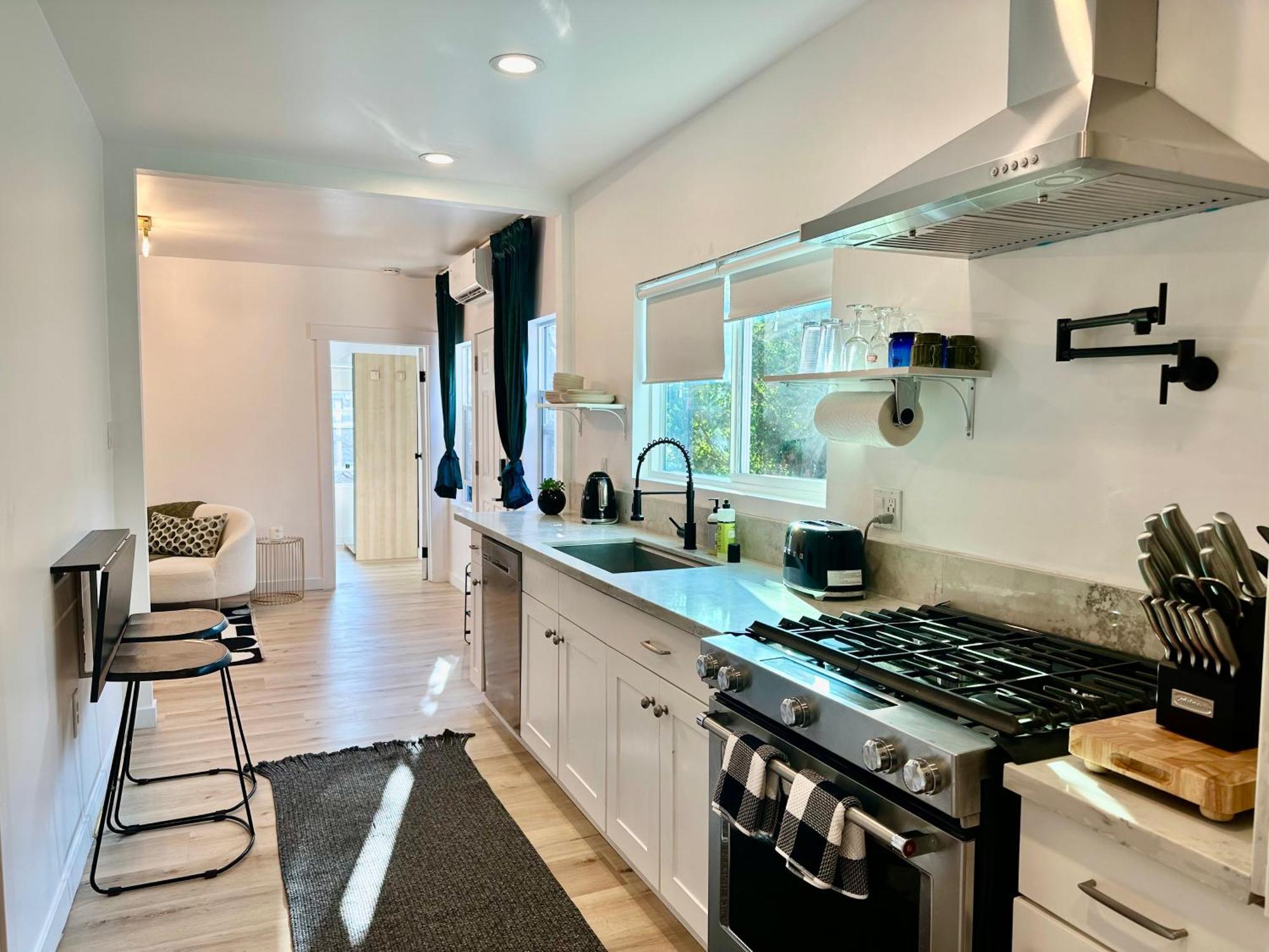 Modern, Remodeled Echo Park House-Walk To Sunset Blvd, Dodgers Stadium, Shops, Bars, Restaurants, Lake, Concerts Βίλα Λος Άντζελες Εξωτερικό φωτογραφία